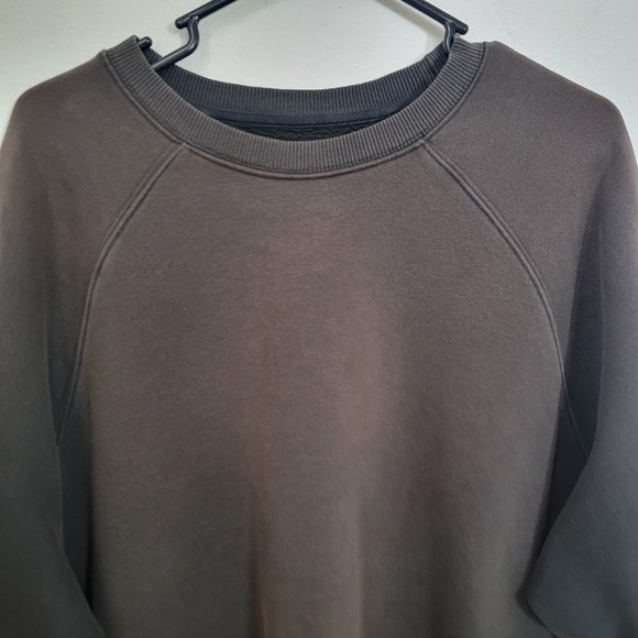 Vuori Brown Sweatshirt - Picture 11 of 12
